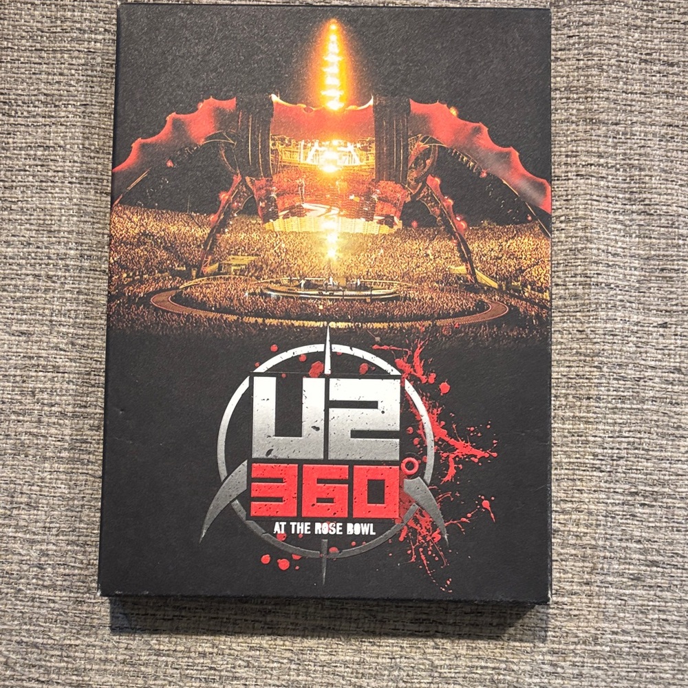 U2 360° at the Rose Bowl Box DVD Set